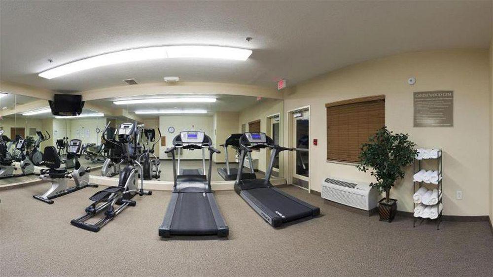 Candlewood Suites Kansas City Airport Экстерьер фото