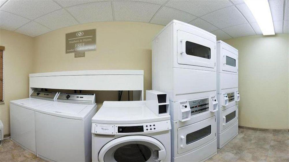 Candlewood Suites Kansas City Airport Экстерьер фото
